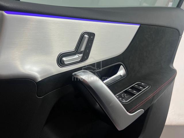 **MERDEKA SALE**2025 Mercedes Benz A 250 AMG LINE - 4
