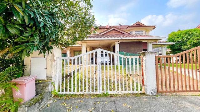 CHEAPEST NEAR SCHOOL Double Storey Jln Pekaka Seksyen 8 Kota Damansara 1