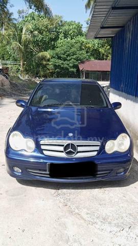 1995 Mercedes Benz 200 2.0 (A) - 2