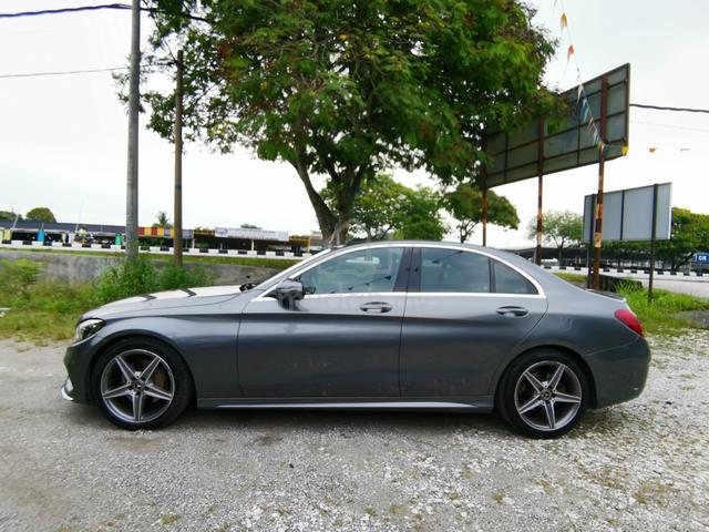 2017 Mercedes Benz C200 2.0 AMG LINE 9G-TRONIC (A) - 4