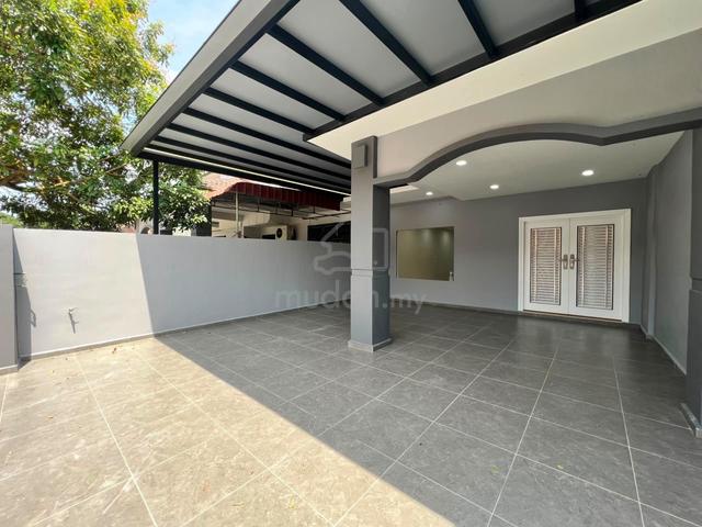 Below Market/2 storey House/Nice Renovate/Ready Move in/Freehold/Kulai 1