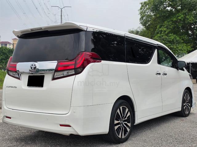 2015 Toyota ALPHARD 2.5(A)X 8 SEAT MODELISTA P/BOT - 2