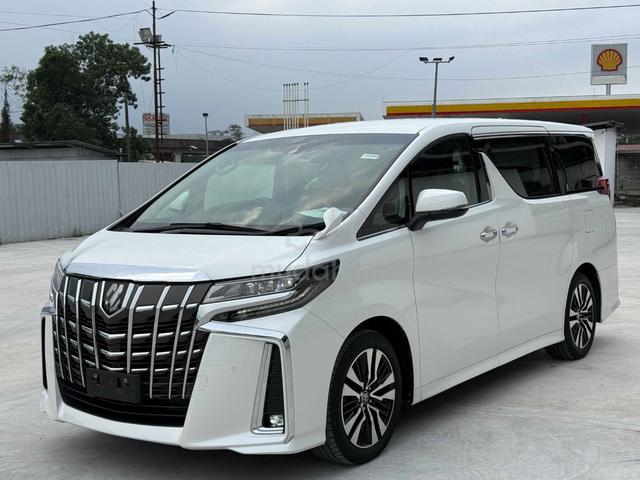 LIKE NEW/NO ROOF/2021 Toyota ALPHARD 2.5 SC - 1