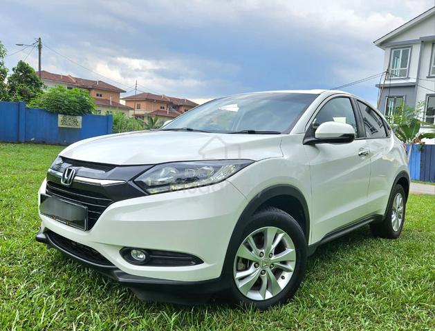 Honda HR-V 1.8 V (A) P/START T/SCREEN ORI PAINT - 3
