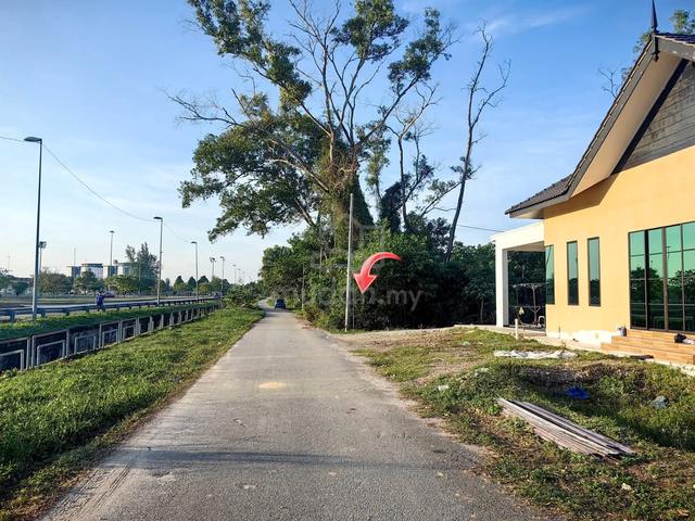 Tanah LOT BANGLO CANTIK GRED AAA 869MP SEBELAH STADIUM GONG BADAK 1