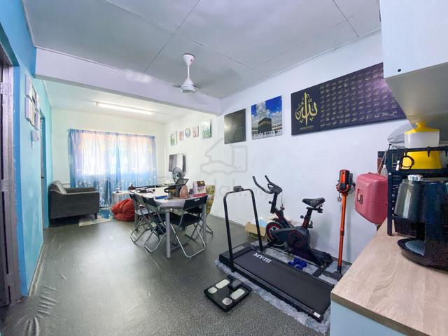 Apartment Idaman 1