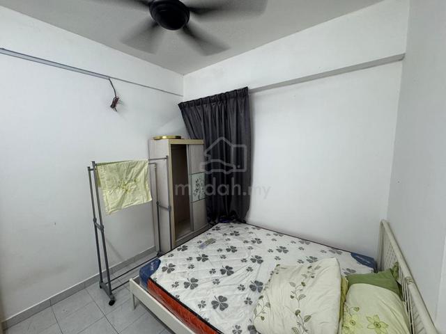 Rooms available in Mewah Cour Kajang 1