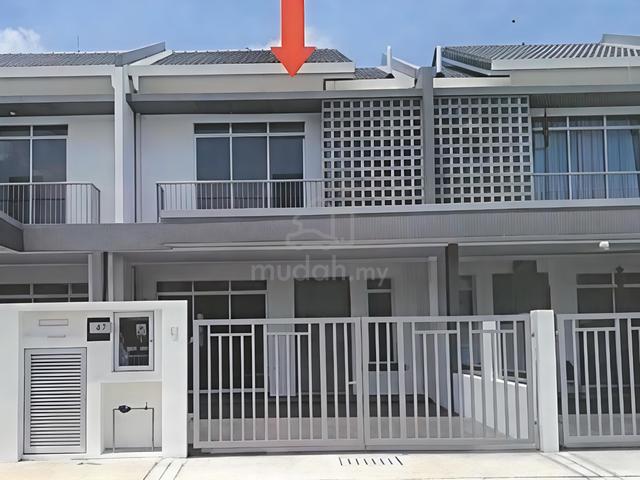 Double Storey Daunan Worldwide Alam Perdana, Bandar Puncak Alam 1