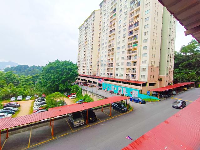 Lakeview Apartments 1