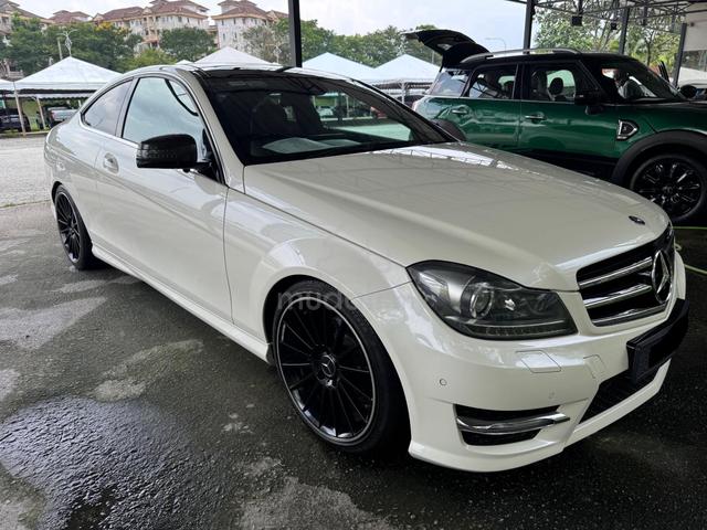 SPORT COUPE AMG 2012 Mercedes Benz C250 CGi 1.8 AT - 1