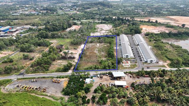 Potential Land | Flat Land nearby Cyberjaya in Pulau Meranti 1