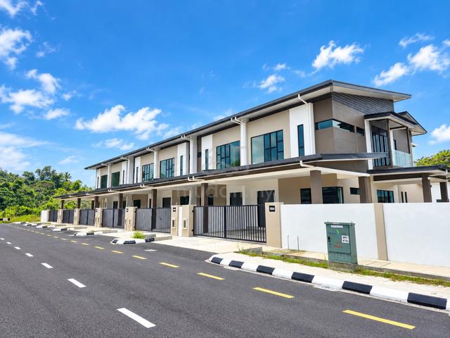 Central Villa 4 new linked road to Aeroville Stutong 1