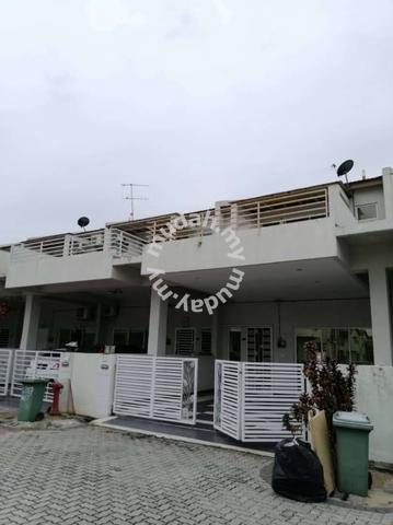 2 storey terrace (gated), Villa Mutiara, Simpang Ampat 1