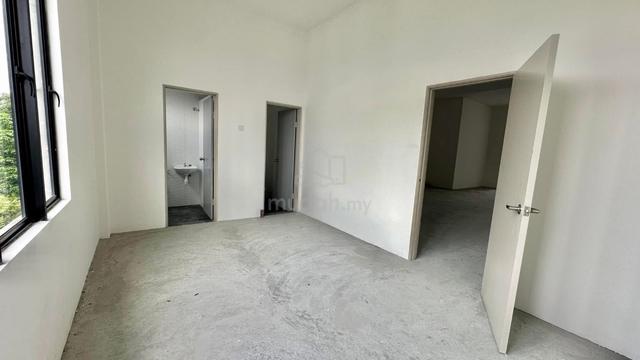 Canning 2 Ipoh Upstairs Shoplot Facing Busy Main Road 5