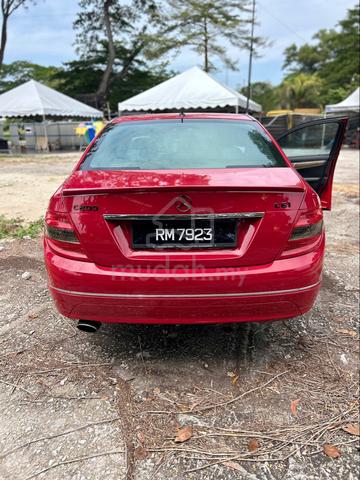 2011 Mercedes Benz C200 CGI BlueEFCY - 4