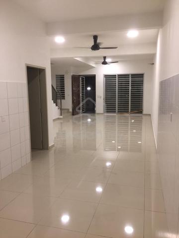 2-Storey Penduline @ Bandar Rimbayu | 4R3B | 1,771sf | Move-In Ready 1