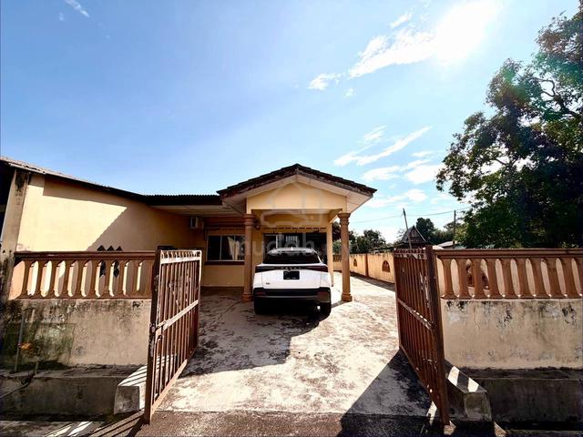 Taman Teres Setingkat Telok Mas Melaka 1