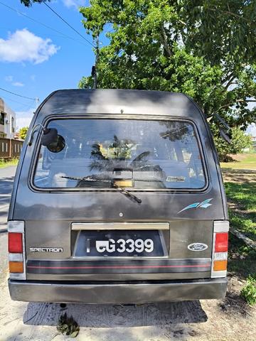 1995 Ford SPECTRON 1.8 XLT ST94 (M) - 2