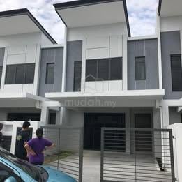 Kajang East , Section 1, 2 storey house for rent 1