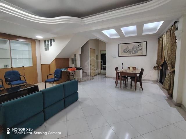 Permas / 2.5-storey corner / Jalan Permas 1