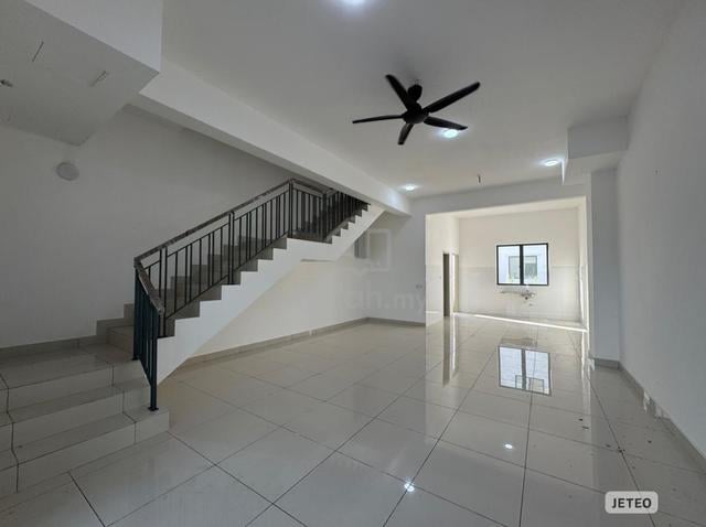 Robin Residence Rimbayu 1