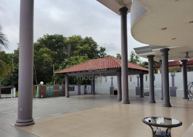 Double storey BUNGALOW, Rasah Kemayan, Seremban, N9. 4