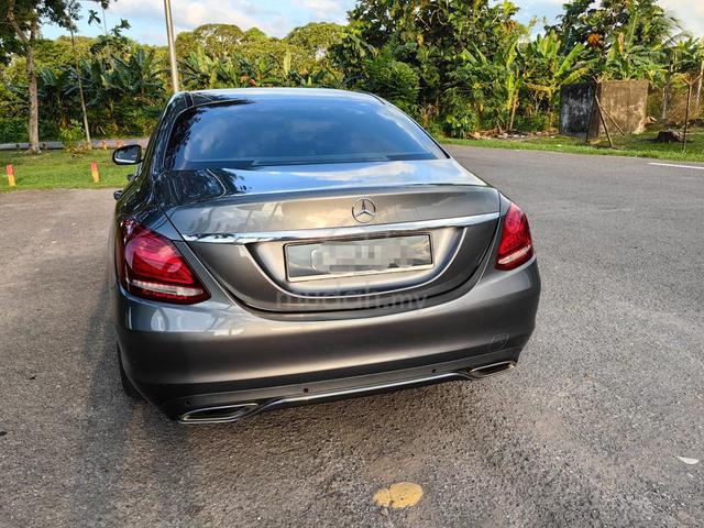 2017 Mercedes Benz C200 EXCLUSIVE (CBU) 2.0 (A) - 4
