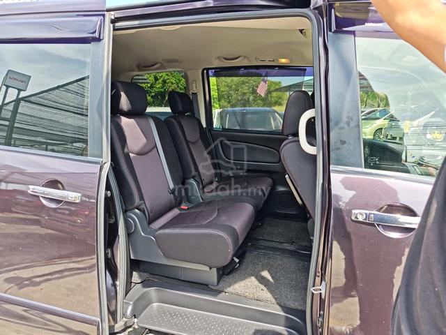 2013 Nissan SERENA FULL SPEC 2.0 (AUTO) - 5
