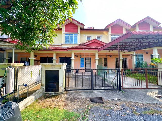 FACING OPEN Lorong Az-Zaharah Puncak Alam 1