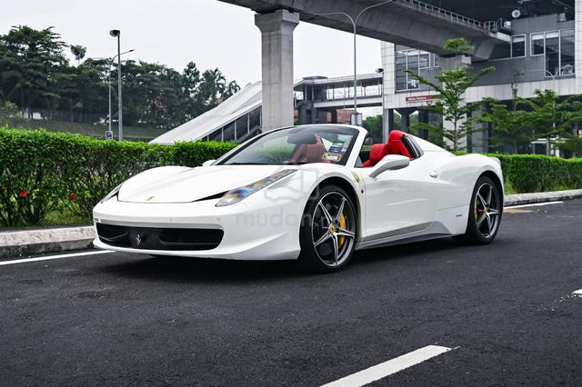 2013 Ferrari 458 Spider 4.5 - 1