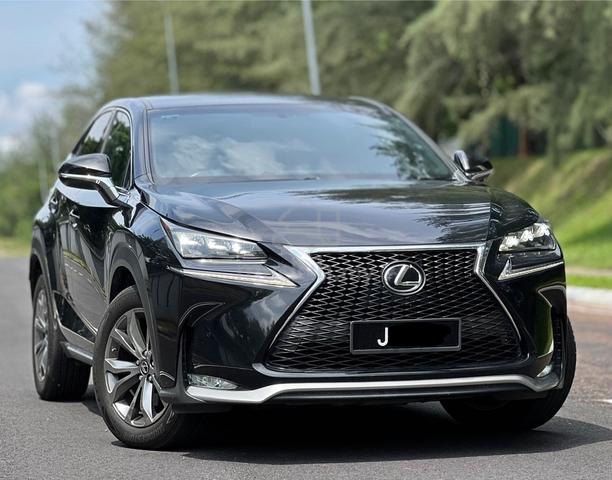 2015 Lexus NX200 2.0 T F-SPORT Full Service Lexus - 1