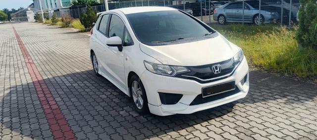 2014 Honda JAZZ 1.5 E (A) - HARGA MAMPU MILIK - 3