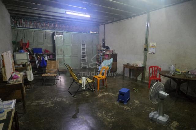 Rare Double Storey House For Sale @ Kuala Sepetang (Port Weld) 1