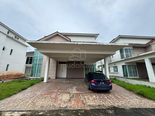 Park View Halaman Juru Setia Direct To Pool Side 2.5 Storey Bungalow ! 1