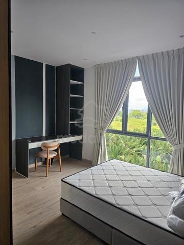 Renna Residence @ The NorthBank 1