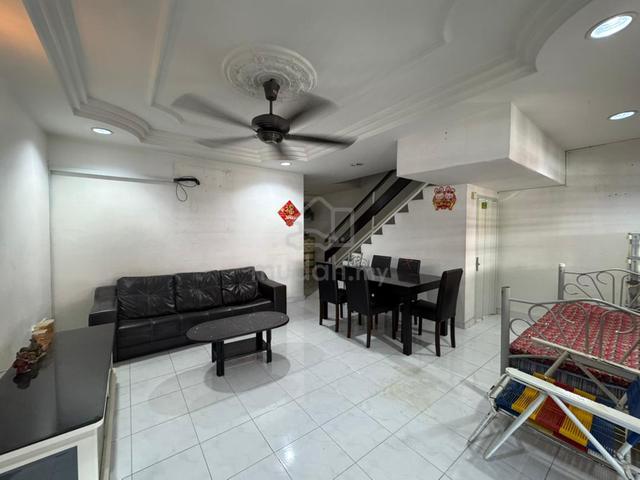 BELOW VALUE! City 3-room 2.5 Storey House Jalan Kenanga Kampung Lapan 1