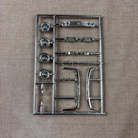 1/32 Mazda Luce 1500 Deluxe (Unassembled) - photo 6 of 6