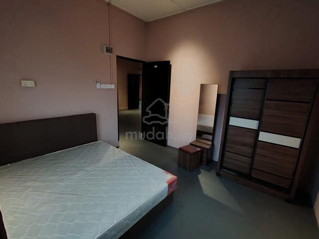 Bungalow Medium Room for Rent (JB TOWN AREA) 1