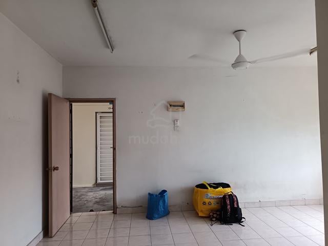 Pangsapuri Tainia 1