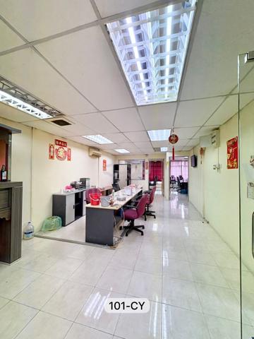 Furnished Shop Lot Office For RentšBayu Tinggi Klang @ Bukit Tinggi 1
