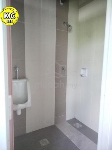 Facing Main Road Ground Floor &1st Floor For Rent @ Bandar Perda 5