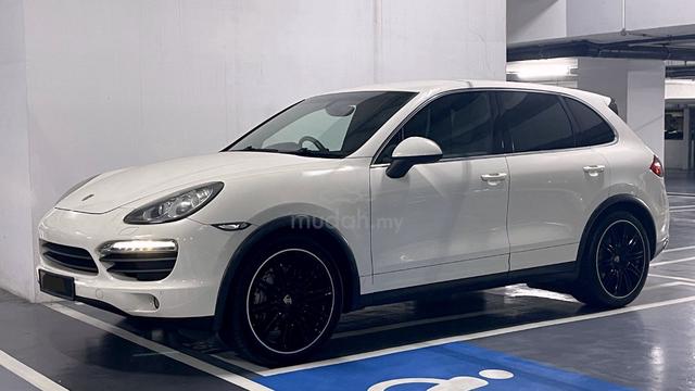 2011 Porsche CAYENNE 4.8 S 958 (A) - 1