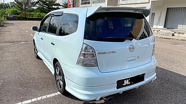 2012 Nissan GRAND LIVINA 1.8 PREMIUM/AUTECH MC - 2