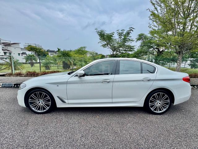 2018 BMW G30 2.0cc M Sport Boleh Loan kedai - 4