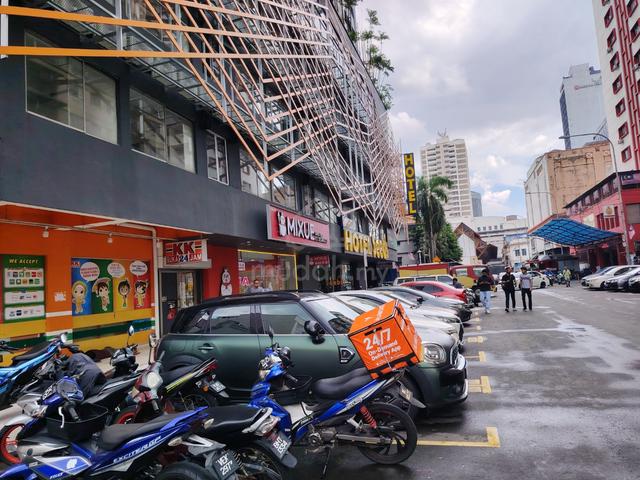 Chow Kit Jalan Haji Hussein Shoplot for rent 1