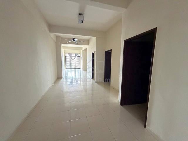 Plaza Mentari Apartment (Taman Pelangi) 1