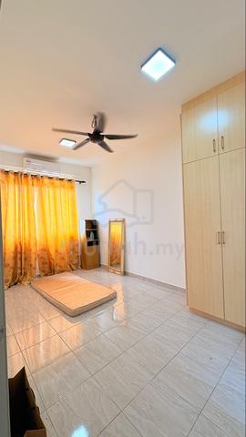 master bedroom 1