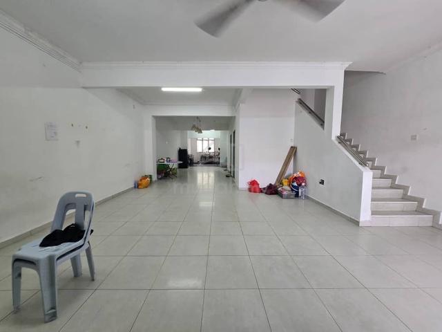 Taman Seri Orkid Three Storey Terrace House For Sale 1