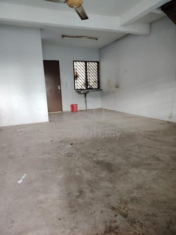 Full Loan Taman Desa Jaya Original 2 Storey Low Cost Terrace House 1
