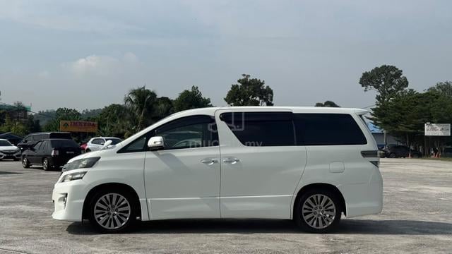 2014 Toyota VELLFIRE 2.4 Z GOLDEN EYES/ALPINE - 3